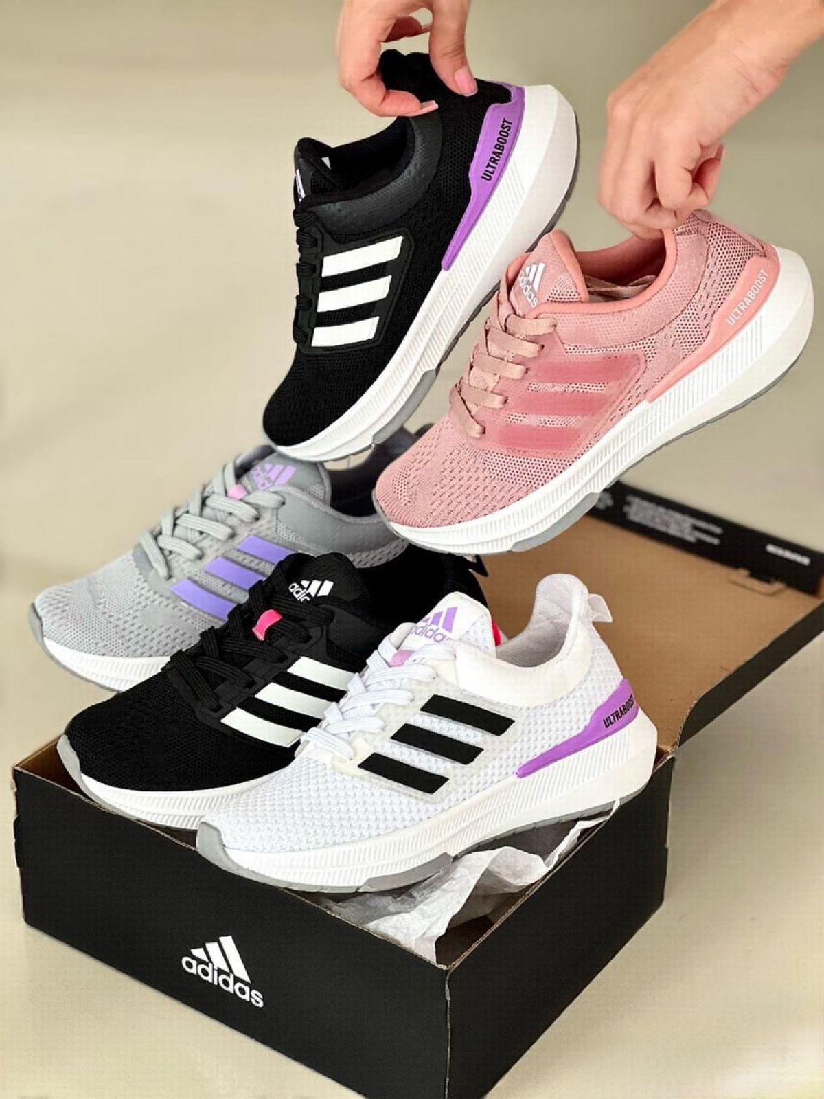 NUEVAS ZAPATILLAS ULTRABOOST PARA MUJER Shopping Center